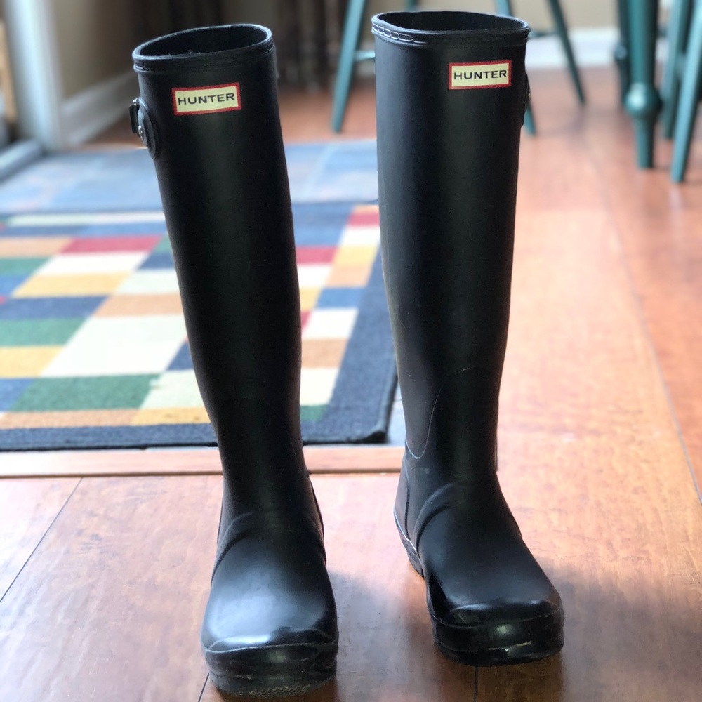 Tall matte black hunter boots